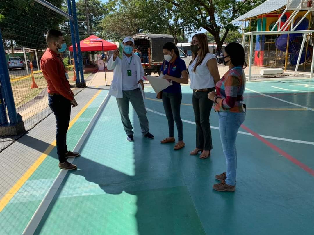 VISITA DE LA SECRETARIA DE SALUD